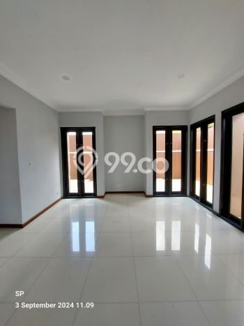 Jual Rumah Bagus Siap Huni LB 199m2 di Depok, Sleman Jual Rumah Bagus Siap Huni LB 199m2 di Depok, Sleman