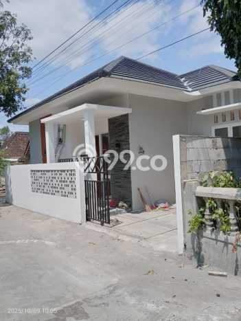 Dijual Rumah 3 Kamar Lokasi Strategis Nyaman dan Strategis di Kalasan Dijual Rumah 3 Kamar Lokasi Strategis Nyaman dan Strategis di Kalasan