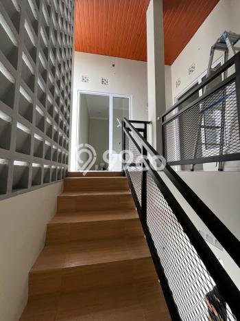 Kost Strategis Kawasan Ngaglik, Area 143m², Akses ke berbagai fasilitas Kost Strategis Kawasan Ngaglik, Area 143m², Akses ke berbagai fasilitas