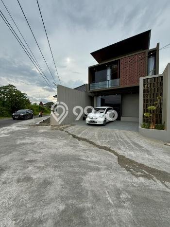 Rumah Modern Minimalis 4 Kamar Bisa Langsung Pindah di Ngemplak Rumah Modern Minimalis 4 Kamar Bisa Langsung Pindah di Ngemplak
