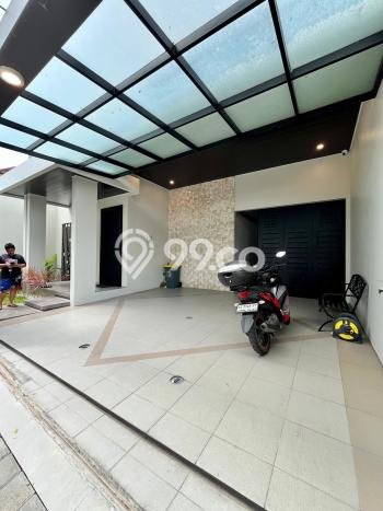 Jual Rumah Mewah Megah Dengan View Eksklusif di Purwomartani, Yogyakarta Jual Rumah Mewah Megah Dengan View Eksklusif di Purwomartani, Yogyakarta