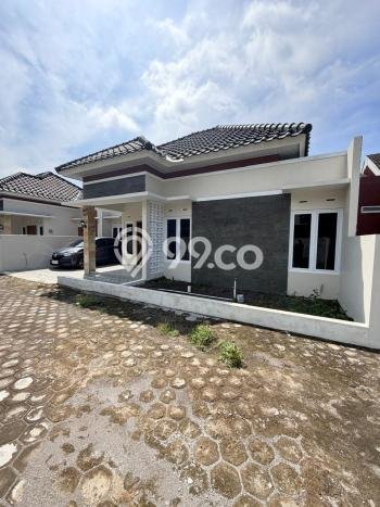 Dijual Cepat Rumah Favorit Siap Huni LB 70m2 di Ngemplak, Sleman Dijual Cepat Rumah Favorit Siap Huni LB 70m2 di Ngemplak, Sleman