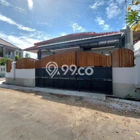 Dijual Rumah 4 Kamar Lokasi Strategis Nyaman dan Strategis di Ngemplak Dijual Rumah 4 Kamar Lokasi Strategis Nyaman dan Strategis di Ngemplak