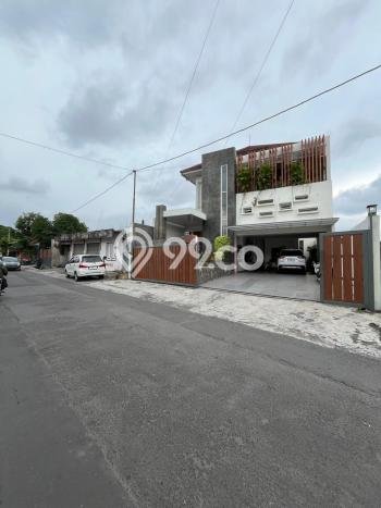 Dijual Rumah Premium dengan Fasilitas Sekitar Komplit di Mlati, Sleman Dijual Rumah Premium dengan Fasilitas Sekitar Komplit di Mlati, Sleman