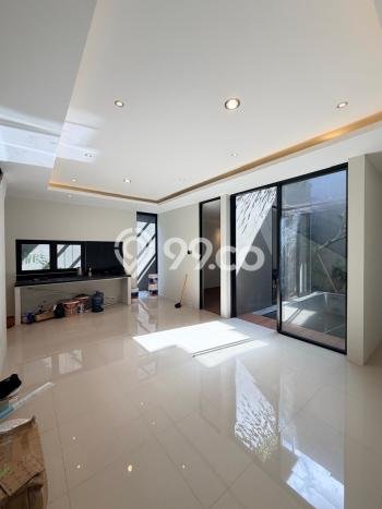 Rumah Minimalis 3 KT di Maguwoharjo Yogyakarta Full Furnished Rumah Minimalis 3 KT di Maguwoharjo Yogyakarta Full Furnished
