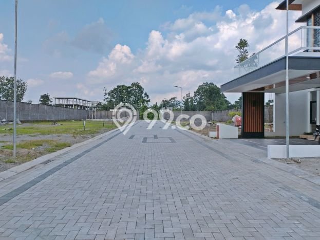 Dijual Rumah Strategis Bagus Punya 4 KT di Depok Sleman - Dijual Rumah Strategis Bagus Punya 4 KT di Depok Sleman -