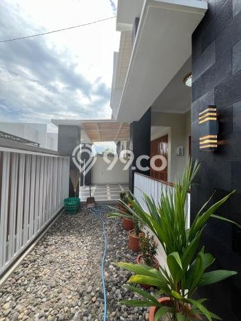 For Sale Rumah 4 Kamar Lokasi Strategis Nyaman dan Strategis di Ngaglik For Sale Rumah 4 Kamar Lokasi Strategis Nyaman dan Strategis di Ngaglik