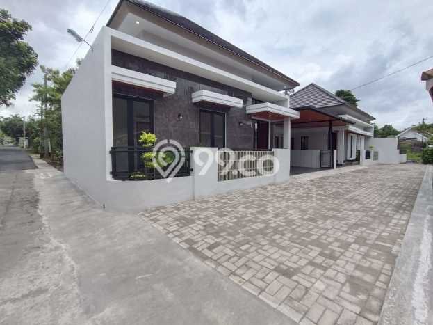 Rumah Strategis Modern Lb 80m2 di Ngaglik, Sleman Rumah Strategis Modern Lb 80m2 di Ngaglik, Sleman