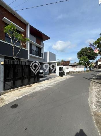 Hunian Cantik Minimalis Lb 135m2 di Mlati, Sleman Hunian Cantik Minimalis Lb 135m2 di Mlati, Sleman