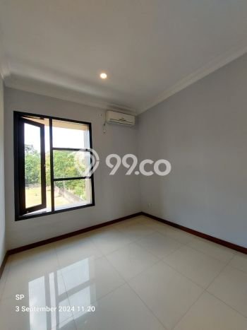 Jual Rumah Bagus Siap Huni LB 199m2 di Depok, Sleman Jual Rumah Bagus Siap Huni LB 199m2 di Depok, Sleman
