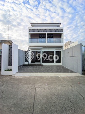 Rumah Strategis Minimalis Lb 80m2 di Bantul, Bantul Rumah Strategis Minimalis Lb 80m2 di Bantul, Bantul