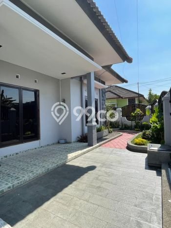 Dijual Rumah 4 Kamar Lokasi Strategis Nyaman dan Strategis di Ngemplak Dijual Rumah 4 Kamar Lokasi Strategis Nyaman dan Strategis di Ngemplak
