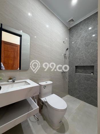 Rumah Strategis Modern Lb 140m2 di Ngaglik, Sleman Rumah Strategis Modern Lb 140m2 di Ngaglik, Sleman