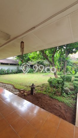 Rumah Luxury Modern Tanpa Renovasi di Kemang Jakarta Selatan Rumah Luxury Modern Tanpa Renovasi di Kemang Jakarta Selatan