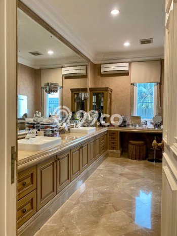 Dijual Rumah Mewah Megah Dengan View Cantik di Cipete, Jakarta Selatan Dijual Rumah Mewah Megah Dengan View Cantik di Cipete, Jakarta Selatan