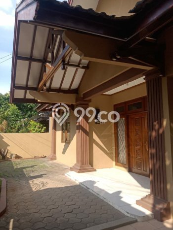Siap Huni Hunian Elit 6 Kamar di Menteng Dekat ke Mana Saja Siap Huni Hunian Elit 6 Kamar di Menteng Dekat ke Mana Saja