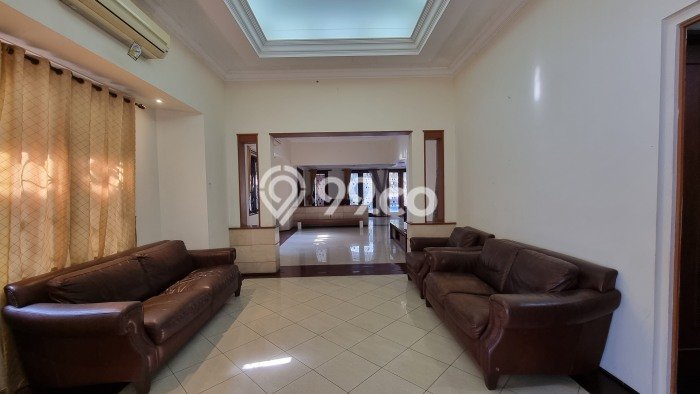 Sewa Rumah Bagus di Menteng Harga Rp 900 Juta/ Tahun Sewa Rumah Bagus di Menteng Harga Rp 900 Juta/ Tahun