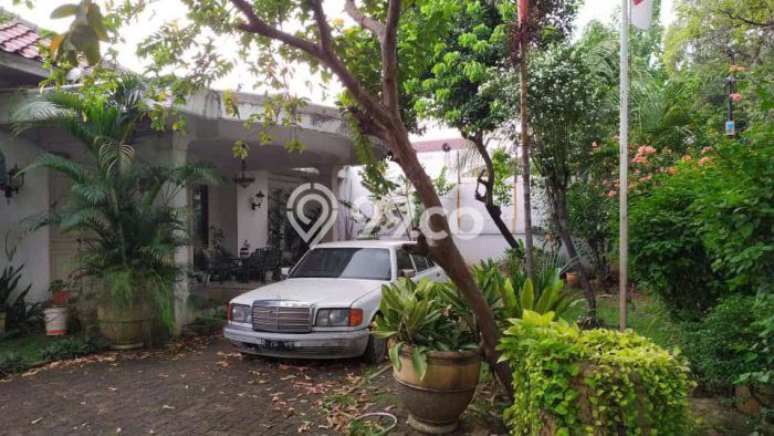 Rumah Mewah Siap Huni LT 915m2 di Menteng, Jakarta Pusat Rumah Mewah Siap Huni LT 915m2 di Menteng, Jakarta Pusat
