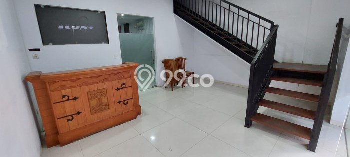 Disewakan Ruko di Kawasan Ramai Duren Tiga Luas 210m2 Disewakan Ruko di Kawasan Ramai Duren Tiga Luas 210m2