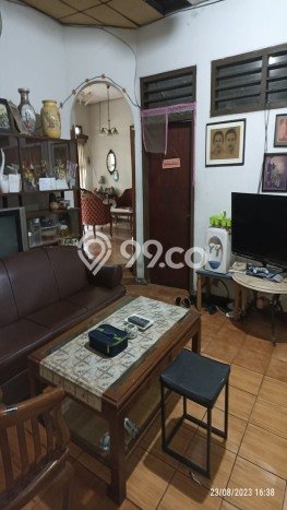 For Sale Rumah Elit Exclusive di Tebet, Jakarta Selatan For Sale Rumah Elit Exclusive di Tebet, Jakarta Selatan