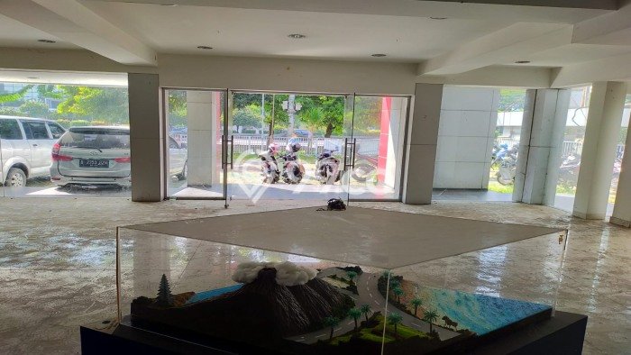 FOR RENT! Komersial di Slipi Cocok untuk Bisnis 1050m2 FOR RENT! Komersial di Slipi Cocok untuk Bisnis 1050m2