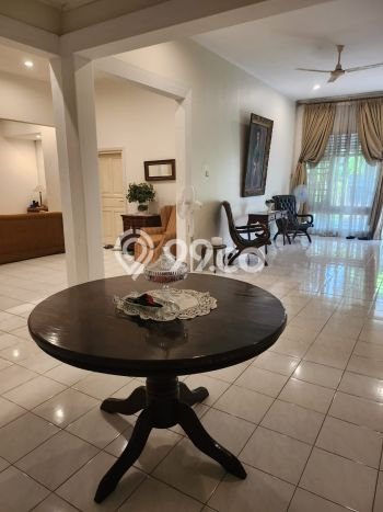 Siap Huni Hunian Elit 4 Kamar di Pancoran Dekat ke Mana Saja Siap Huni Hunian Elit 4 Kamar di Pancoran Dekat ke Mana Saja