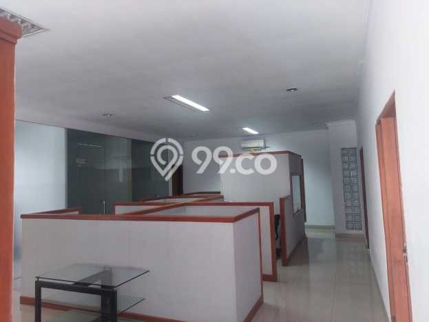 Unit Kantor Dijual di Mampang Prapatan Jakarta Selatan Luas Bangunan 300m2 Unit Kantor Dijual di Mampang Prapatan Jakarta Selatan Luas Bangunan 300m2