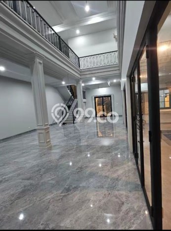Hunian Mewah LB 450m2 Siap Huni Desain Elegan di Kota Wisata, Jakarta Timur Hunian Mewah LB 450m2 Siap Huni Desain Elegan di Kota Wisata, Jakarta Timur
