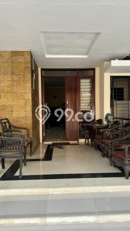 Dijual Rumah Luas Megah Dengan View Cantik di Cibubur, Jakarta Timur Dijual Rumah Luas Megah Dengan View Cantik di Cibubur, Jakarta Timur