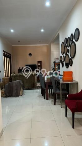 Dijual Rumah Luas Megah Dengan View Cantik di Cibubur, Jakarta Timur Dijual Rumah Luas Megah Dengan View Cantik di Cibubur, Jakarta Timur