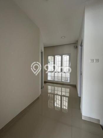 Rumah Elit LB 200m2 Siap Pakai Desain Elegan di Raffles Hills, Jakarta Timur Rumah Elit LB 200m2 Siap Pakai Desain Elegan di Raffles Hills, Jakarta Timur