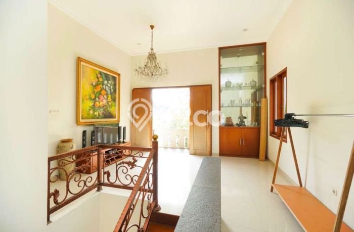Rumah Strategis Minimalis Lb 240m2 di Gunung Putri, Bogor Rumah Strategis Minimalis Lb 240m2 di Gunung Putri, Bogor