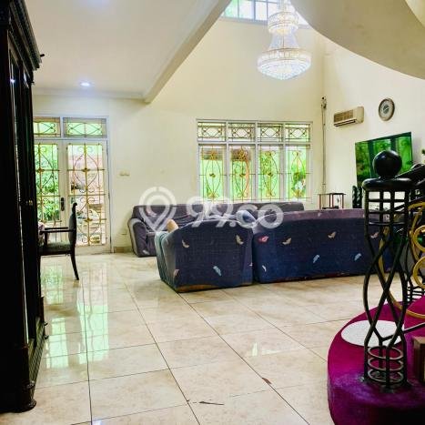 Rumah Elit LB 375m2 Siap Huni Desain Elegan di Kota Wisata, Jakarta Timur Rumah Elit LB 375m2 Siap Huni Desain Elegan di Kota Wisata, Jakarta Timur