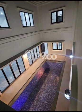 Hunian Mewah LB 450m2 Siap Huni Desain Elegan di Kota Wisata, Jakarta Timur Hunian Mewah LB 450m2 Siap Huni Desain Elegan di Kota Wisata, Jakarta Timur