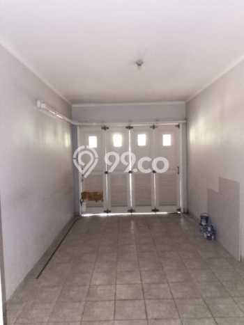 Dijual Rumah Luas Elegan Dengan View Cantik di Legenda Wisata, Jakarta Timur Dijual Rumah Luas Elegan Dengan View Cantik di Legenda Wisata, Jakarta Timur