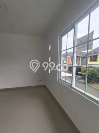Dijual Hunian Rumah Terawat 3 KT di Kota Wisata, Jakarta Timur Dijual Hunian Rumah Terawat 3 KT di Kota Wisata, Jakarta Timur
