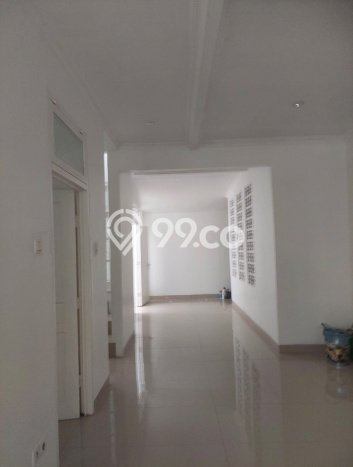 Rumah Luas Asri 4 KT Siap Huni di Kota Wisata Jakarta Timur Rumah Luas Asri 4 KT Siap Huni di Kota Wisata Jakarta Timur