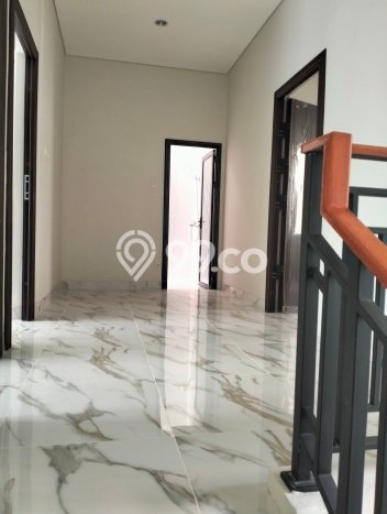 Jual Rumah Mewah Megah Dengan View Eksklusif di Kota Wisata, Jakarta Timur Jual Rumah Mewah Megah Dengan View Eksklusif di Kota Wisata, Jakarta Timur