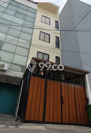 Dijual Rumah Kost di Jembatan Lima, Jakarta Barat, 21 KT, 21 KM, Bangunan 310m2 Dijual Rumah Kost di Jembatan Lima, Jakarta Barat, 21 KT, 21 KM, Bangunan 310m2