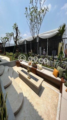Rumah Akses Mudah di Bintaro, Tangerang Selatan, LT 144m² Bangunan 179m² Rumah Akses Mudah di Bintaro, Tangerang Selatan, LT 144m² Bangunan 179m²