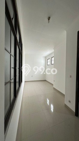 Kesempatan Investasi Rumah LB 340m² di Area Premium, Tangerang Kesempatan Investasi Rumah LB 340m² di Area Premium, Tangerang