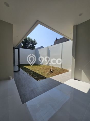 Rumah area BSD Puspita Loka, Tangerang, LT 375m² Bangunan 420m² Rumah area BSD Puspita Loka, Tangerang, LT 375m² Bangunan 420m²