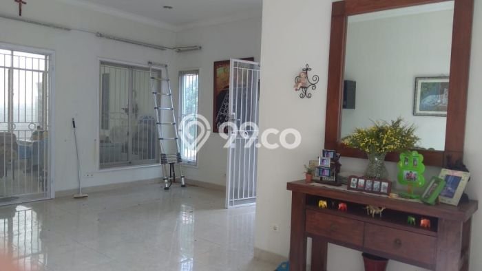 Jual Cepat Rumah Terawat di Kawasan Gading Serpong, Tangerang Jual Cepat Rumah Terawat di Kawasan Gading Serpong, Tangerang