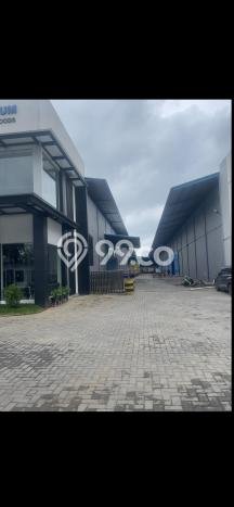 FOR RENT! Gudang di Daan Mogot Cocok untuk Bisnis 318m2 FOR RENT! Gudang di Daan Mogot Cocok untuk Bisnis 318m2