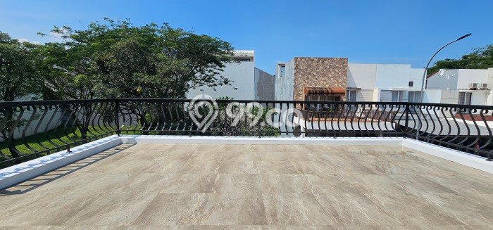 Hunian Eksklusif Dijual LT 232m2 di BSD, Tangerang Selatan Hunian Eksklusif Dijual LT 232m2 di BSD, Tangerang Selatan