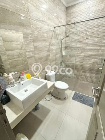 Dijual Rumah Luas Megah Dengan View Cantik di Citra Garden, Jakarta Barat Dijual Rumah Luas Megah Dengan View Cantik di Citra Garden, Jakarta Barat