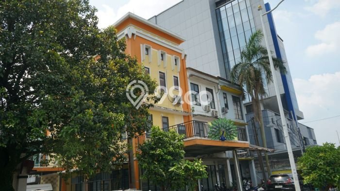 Ruko Bagus Dijual di Bintaro Tangerang Selatan Strategis Cocok untuk Kembangkan Bisnis Ruko Bagus Dijual di Bintaro Tangerang Selatan Strategis Cocok untuk Kembangkan Bisnis