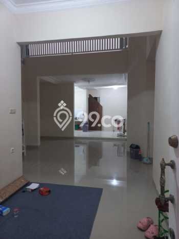 Rumah Minimalis 4 KT di Taman Royal Tangerang Unfurnished Rumah Minimalis 4 KT di Taman Royal Tangerang Unfurnished