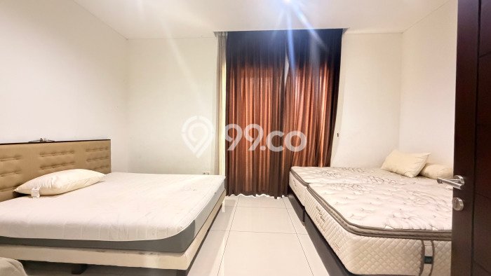 Rumah Eksklusif Dijual LT 310m2 di BSD, Tangerang Selatan Rumah Eksklusif Dijual LT 310m2 di BSD, Tangerang Selatan