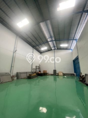 FOR RENT! Gudang di Daan Mogot Cocok untuk Bisnis 318m2 FOR RENT! Gudang di Daan Mogot Cocok untuk Bisnis 318m2